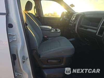 2018 Ram 2500 Tradesman Crew Cab Medium Bed - zdjęcie 8 z 23 - miniatura