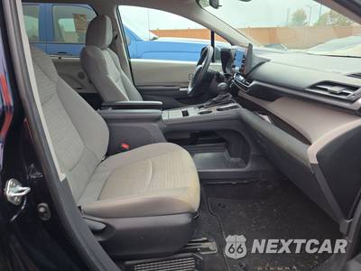 2024 Toyota Sienna LE 8-Passenger 120.5" WB - zdjęcie 8 z 37 - miniatura