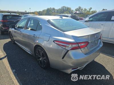 2020 Toyota Camry SE - zdjęcie 6 z 19 - miniatura