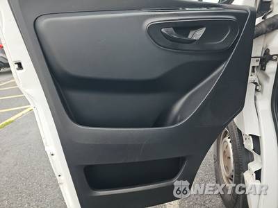 2019 Mercedes-Benz Sprinter 2500 Cargo Van Standard Roof 144.0" WB - zdjęcie 9 z 49 - miniatura