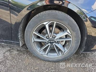 2023 Kia Forte LXS - zdjęcie 17 z 29 - miniatura