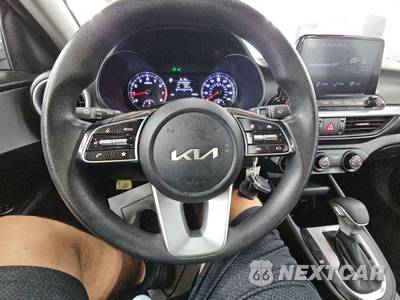 2023 Kia Forte LXS - zdjęcie 10 z 29 - miniatura