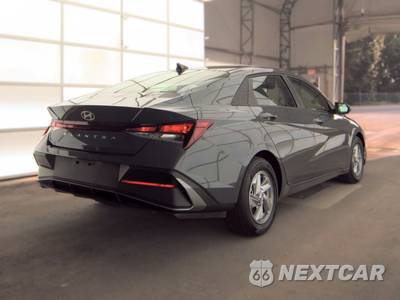 2026 Hyundai Elantra SE - zdjęcie 4 z 27 - miniatura