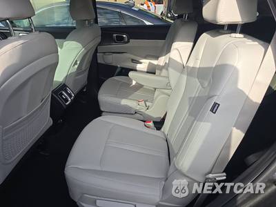 2025 Kia Sorento Hybrid EX - zdjęcie 13 z 23 - miniatura