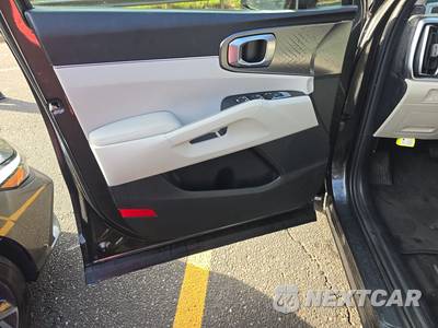 2025 Kia Sorento Hybrid EX - zdjęcie 9 z 23 - miniatura