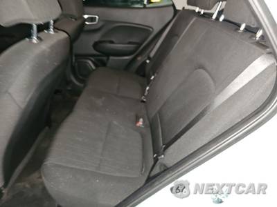 2026 Hyundai Venue SE - zdjęcie 13 z 50 - miniatura
