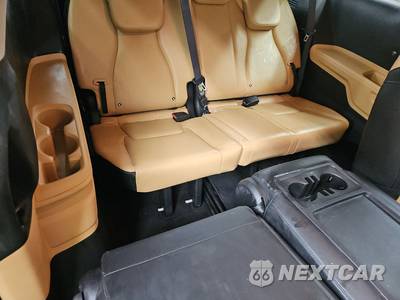 2022 Kia Carnival MPV LXS 121.7" WB - zdjęcie 14 z 41 - miniatura