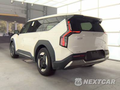 2024 Kia EV9 Light - zdjęcie 6 z 33 - miniatura
