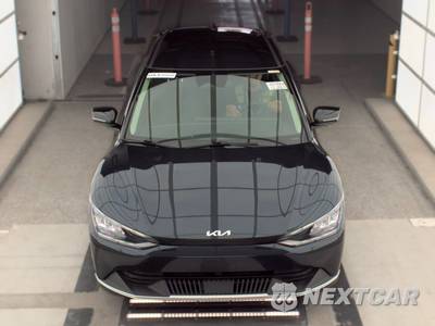 2023 Kia EV6 Light - zdjęcie 2 z 28 - miniatura