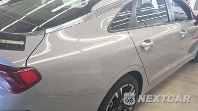 2024 Kia K5 GT-Line - zdjęcie 21 z 23 - miniatura