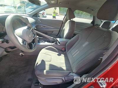 2024 Hyundai Elantra SEL - zdjęcie 7 z 31 - miniatura