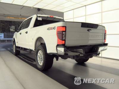 2021 Ford Super Duty F-250 XLT Crew Cab Medium Bed - zdjęcie 6 z 23 - miniatura