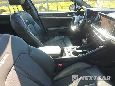 2022 Kia K5 GT-Line - zdjęcie 8 z 25 - miniatura