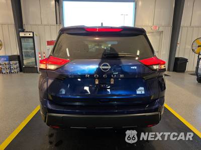 2026 Nissan Rogue SV - zdjęcie 5 z 22 - miniatura