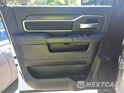 2025 Ram 2500 Big Horn Crew Cab Medium Bed - zdjęcie 9 z 30 - miniatura