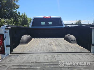 2025 Ram 2500 Big Horn Crew Cab Medium Bed - zdjęcie 16 z 30 - miniatura