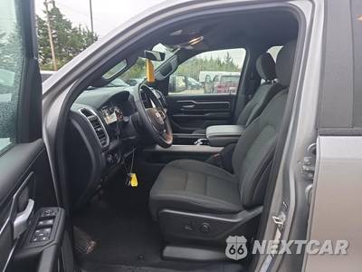 2025 Ram 1500 Big Horn Crew Cab Short Bed - zdjęcie 13 z 26 - miniatura