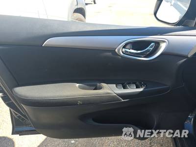 2015 Nissan Sentra SV - zdjęcie 9 z 46 - miniatura