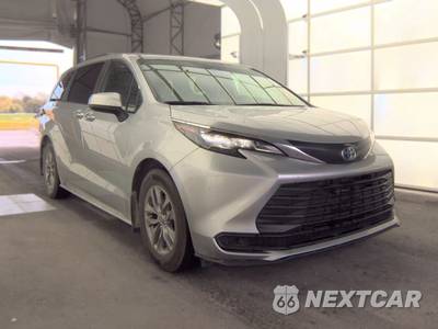 2025 Toyota Sienna XSE 7-Passenger - zdjęcie 3 z 24 - miniatura