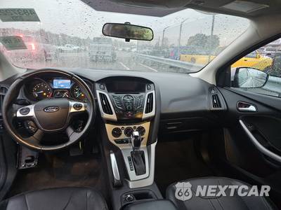 2014 Ford Focus SE Hatchback - zdjęcie 11 z 46 - miniatura
