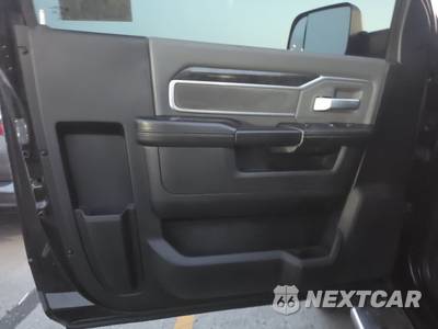 2022 Ram 4500 Cab Chassis SLT Regular Cab DRW - zdjęcie 9 z 35 - miniatura
