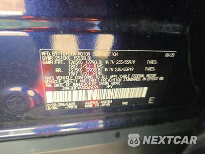2025 Toyota RAV4 Plug-In Hybrid XSE - zdjęcie 14 z 22 - miniatura