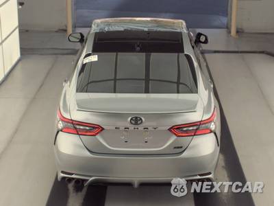 2021 Toyota Camry XSE - zdjęcie 5 z 36 - miniatura