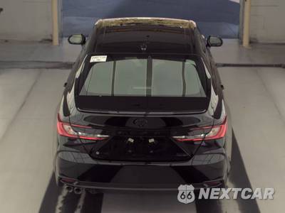 2026 Toyota Camry SE - zdjęcie 5 z 19 - miniatura