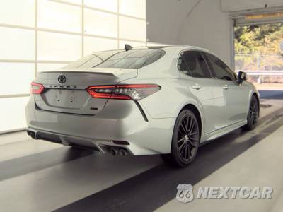 2021 Toyota Camry XSE - zdjęcie 4 z 36 - miniatura