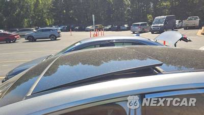 2021 Toyota Camry XSE - zdjęcie 26 z 36 - miniatura