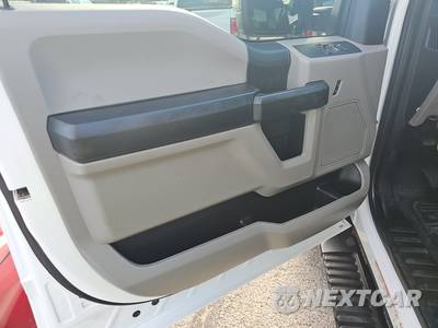 2019 Ford Super Duty F-450 Cab Chassis XL Regular Cab DRW - zdjęcie 9 z 32 - miniatura
