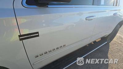 2019 Chevrolet Suburban 1500 Premier 1LZ - zdjęcie 45 z 50 - miniatura