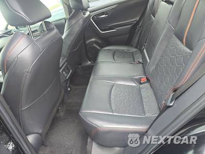 2024 Toyota RAV4 Adventure - zdjęcie 13 z 31 - miniatura