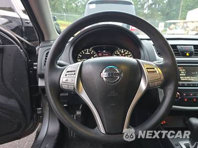 2017 Nissan Altima 2.5 S - zdjęcie 10 z 21 - miniatura