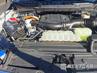2023 Ford F-150 Hybrid Platinum Crew Cab Short Bed - zdjęcie 15 z 44 - miniatura