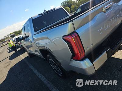 2024 Toyota Tundra Limited Crew Cab Short Bed - zdjęcie 6 z 18 - miniatura