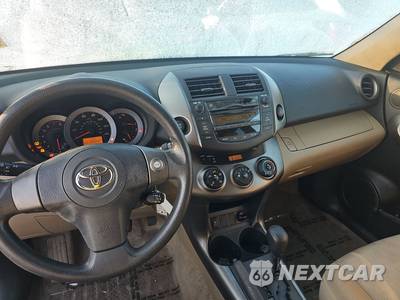 2010 Toyota RAV4 - zdjęcie 11 z 17 - miniatura