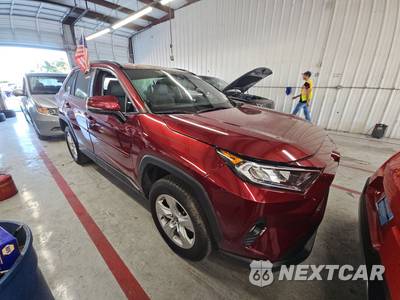 2021 Toyota RAV4 XLE - zdjęcie 3 z 31 - miniatura