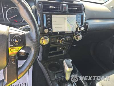2022 Toyota 4Runner TRD Off-Road Premium - zdjęcie 11 z 23 - miniatura