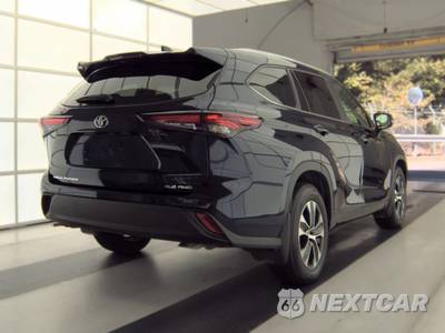 2026 Toyota Highlander XLE - zdjęcie 4 z 27 - miniatura