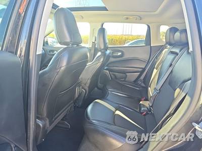 2020 Jeep Compass Latitude w/Sun & Safety Pkg - zdjęcie 10 z 17 - miniatura