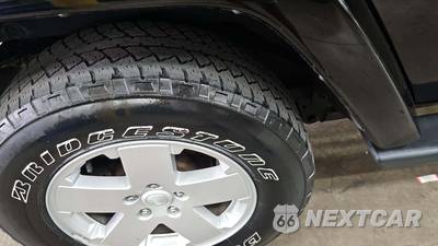 2011 Jeep Wrangler Sahara - zdjęcie 53 z 53 - miniatura
