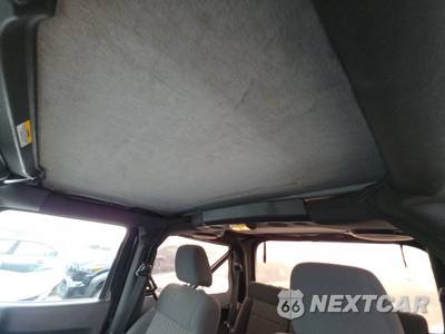 2011 Jeep Wrangler Sahara - zdjęcie 17 z 53 - miniatura