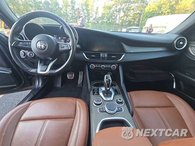 2023 Alfa Romeo Giulia Ti - zdjęcie 11 z 40 - miniatura