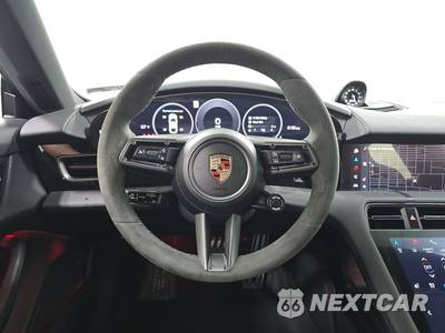 2025 Porsche Taycan 4S - zdjęcie 10 z 27 - miniatura