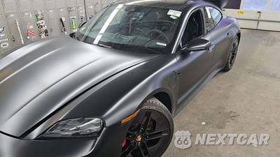 2025 Porsche Taycan 4S - zdjęcie 22 z 27 - miniatura