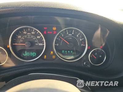 2014 Jeep Wrangler Unlimited Willys Wheeler Edition - zdjęcie 12 z 36 - miniatura