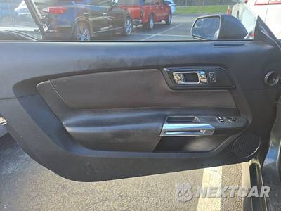 2016 Ford Mustang EcoBoost Coupe - zdjęcie 9 z 18 - miniatura