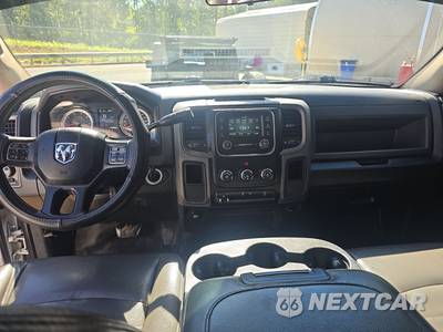 2018 Ram 2500 Tradesman Crew Cab Long Bed - zdjęcie 11 z 35 - miniatura