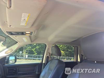 2018 Ram 2500 Tradesman Crew Cab Long Bed - zdjęcie 18 z 35 - miniatura